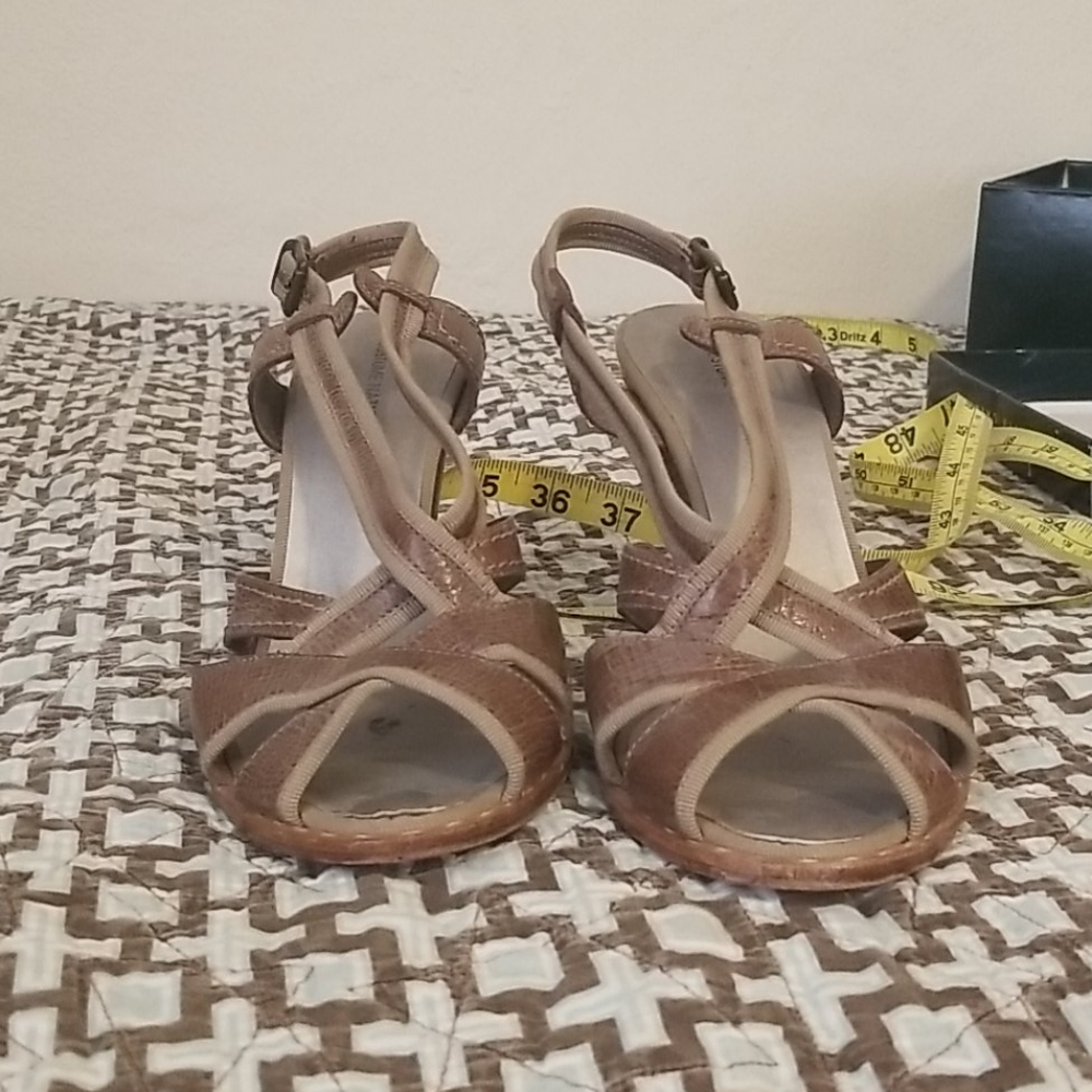 Brown high-heels
